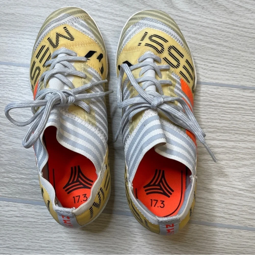 Adidas Nemeziz Messi Tango White Indoor Soccer Cleats Sneakers Youth Size 2.5